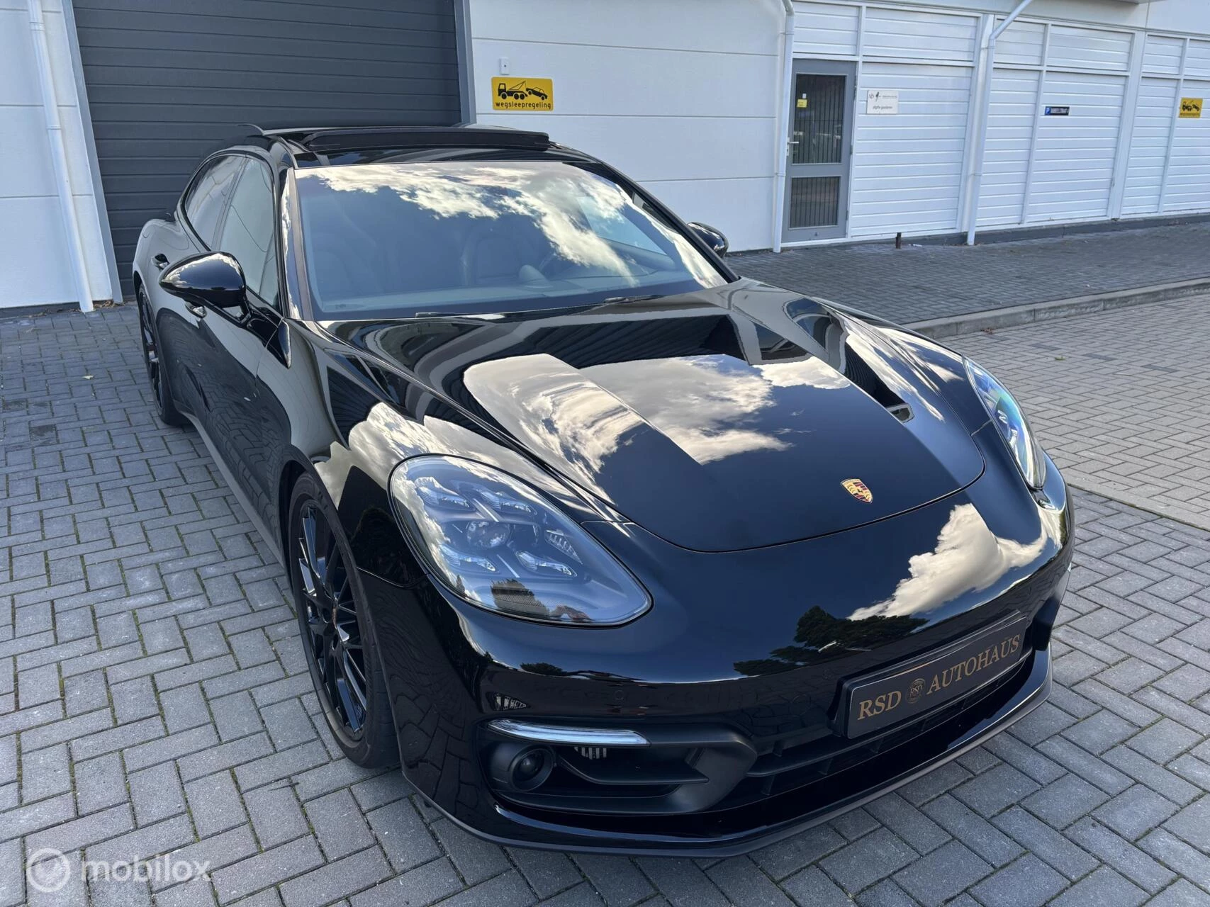 Hoofdafbeelding Porsche Panamera