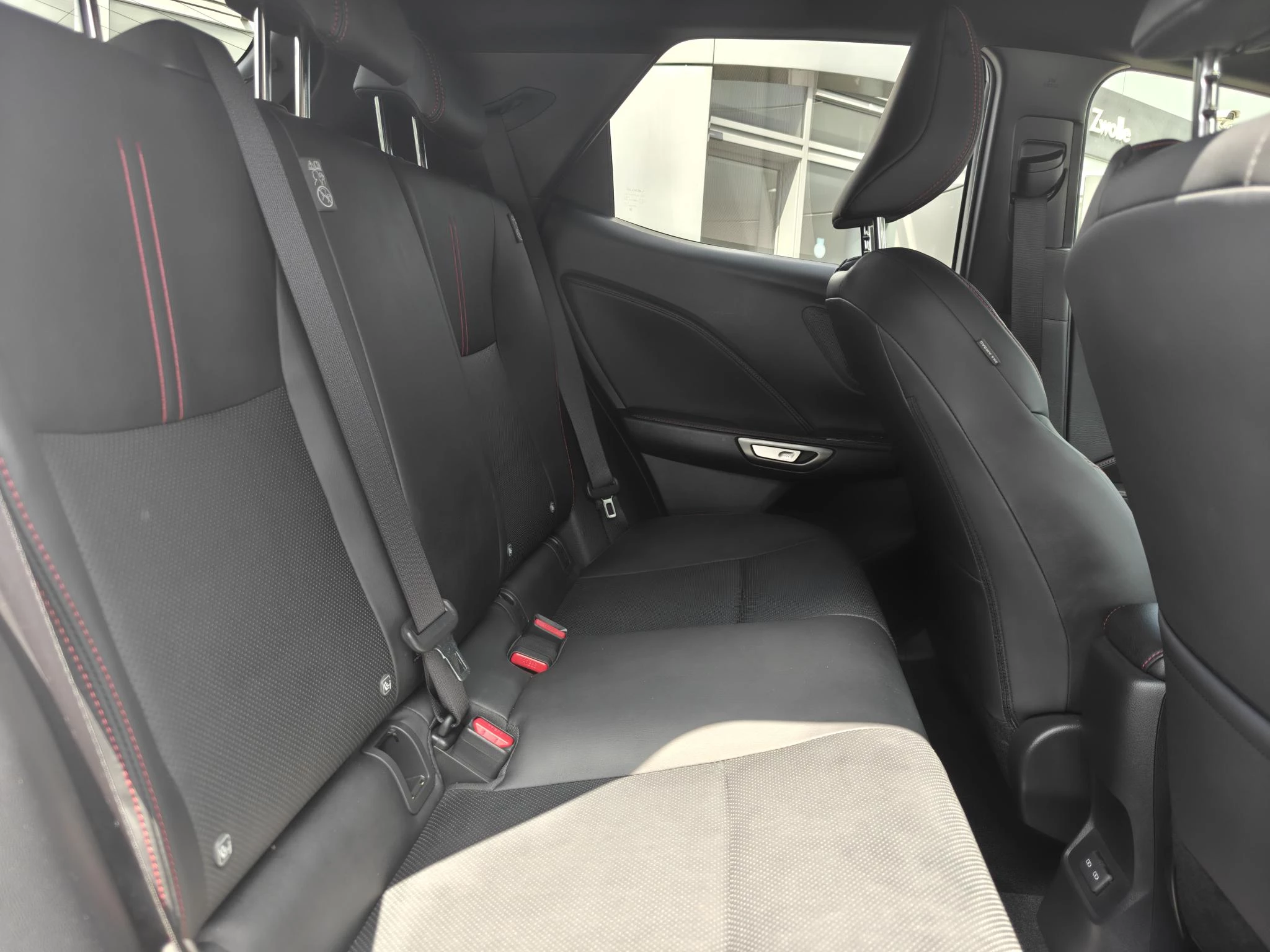 Hoofdafbeelding Lexus LBX