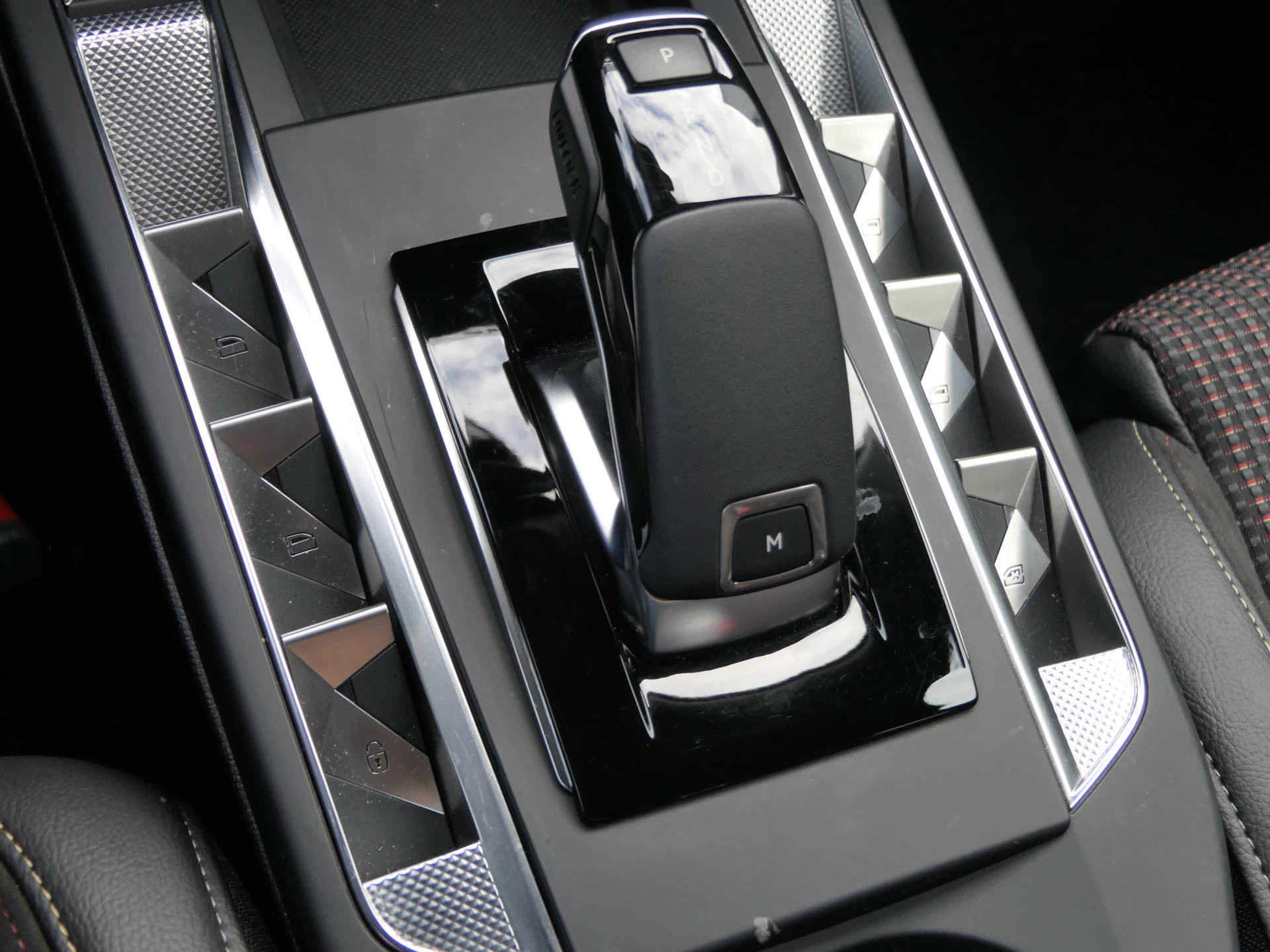 Hoofdafbeelding DS DS 3