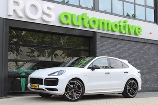 Hoofdafbeelding Porsche Cayenne Porsche Cayenne Coupé 3.0 E-Hybrid Platinum Edition | PANO | HUD | 360 | SPORT DESIGN | LUCHTVERING | ELEK.TREKHAAK |