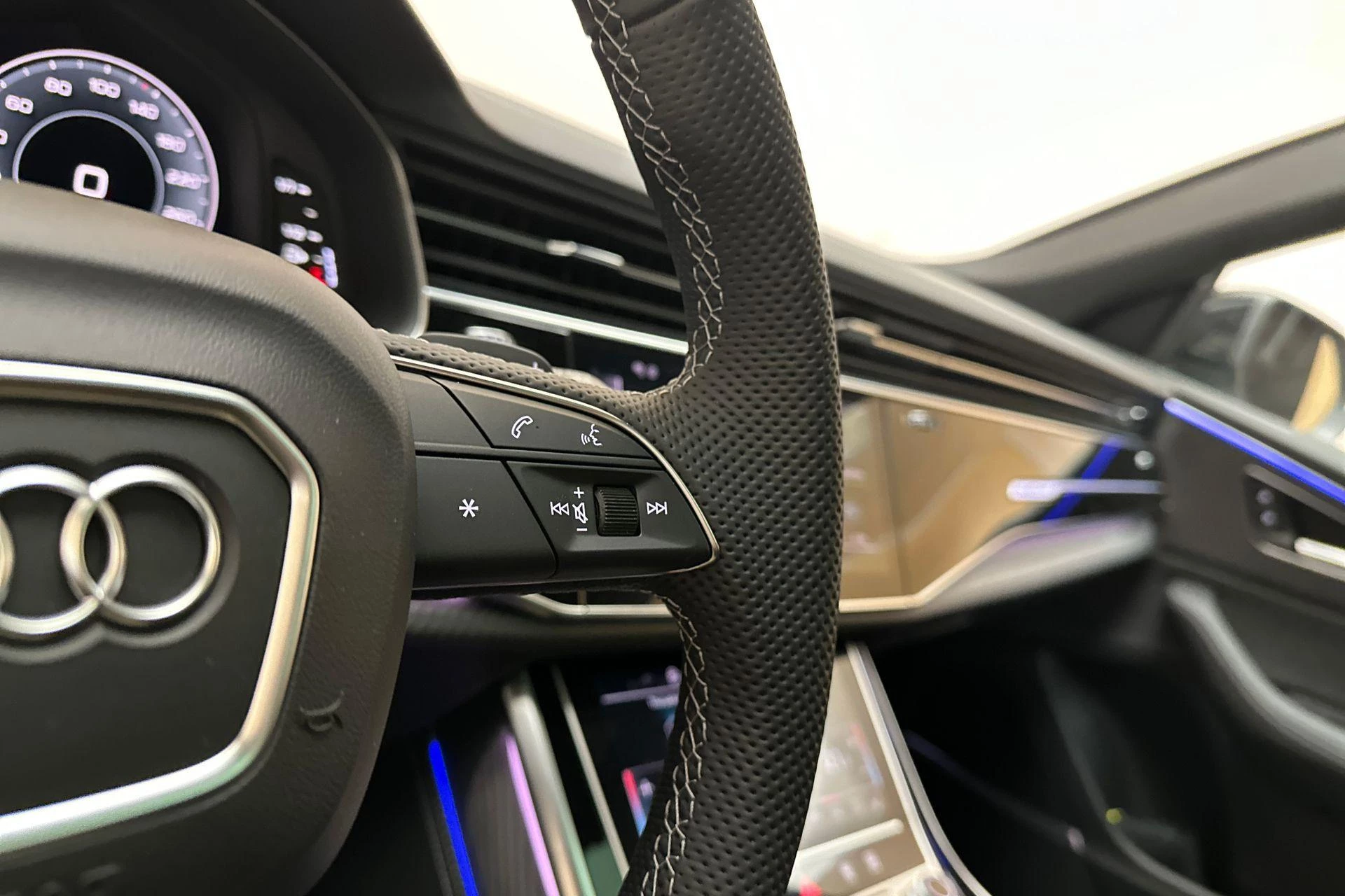 Hoofdafbeelding Audi Q8