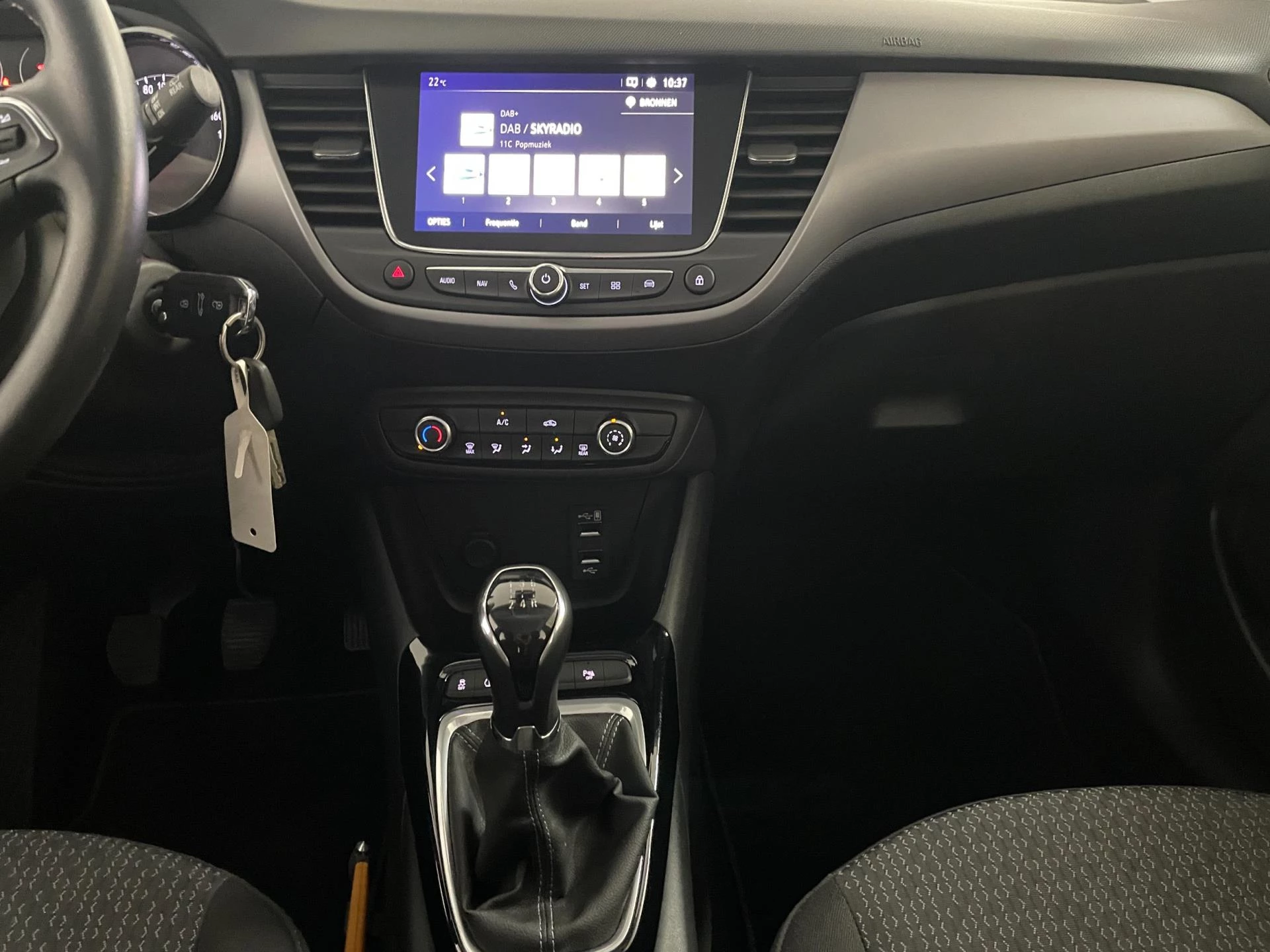 Hoofdafbeelding Opel Crossland X