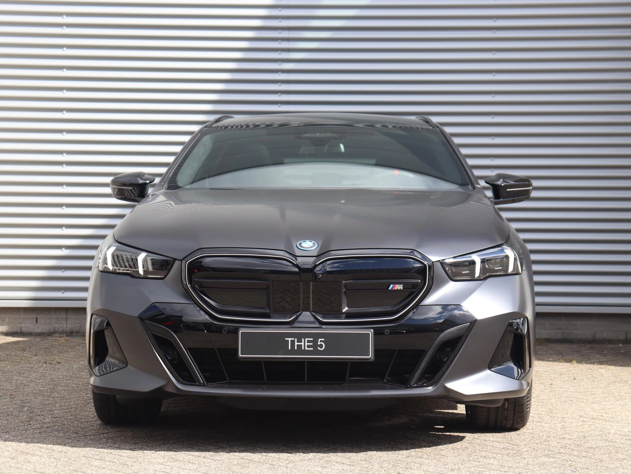 Hoofdafbeelding BMW i5