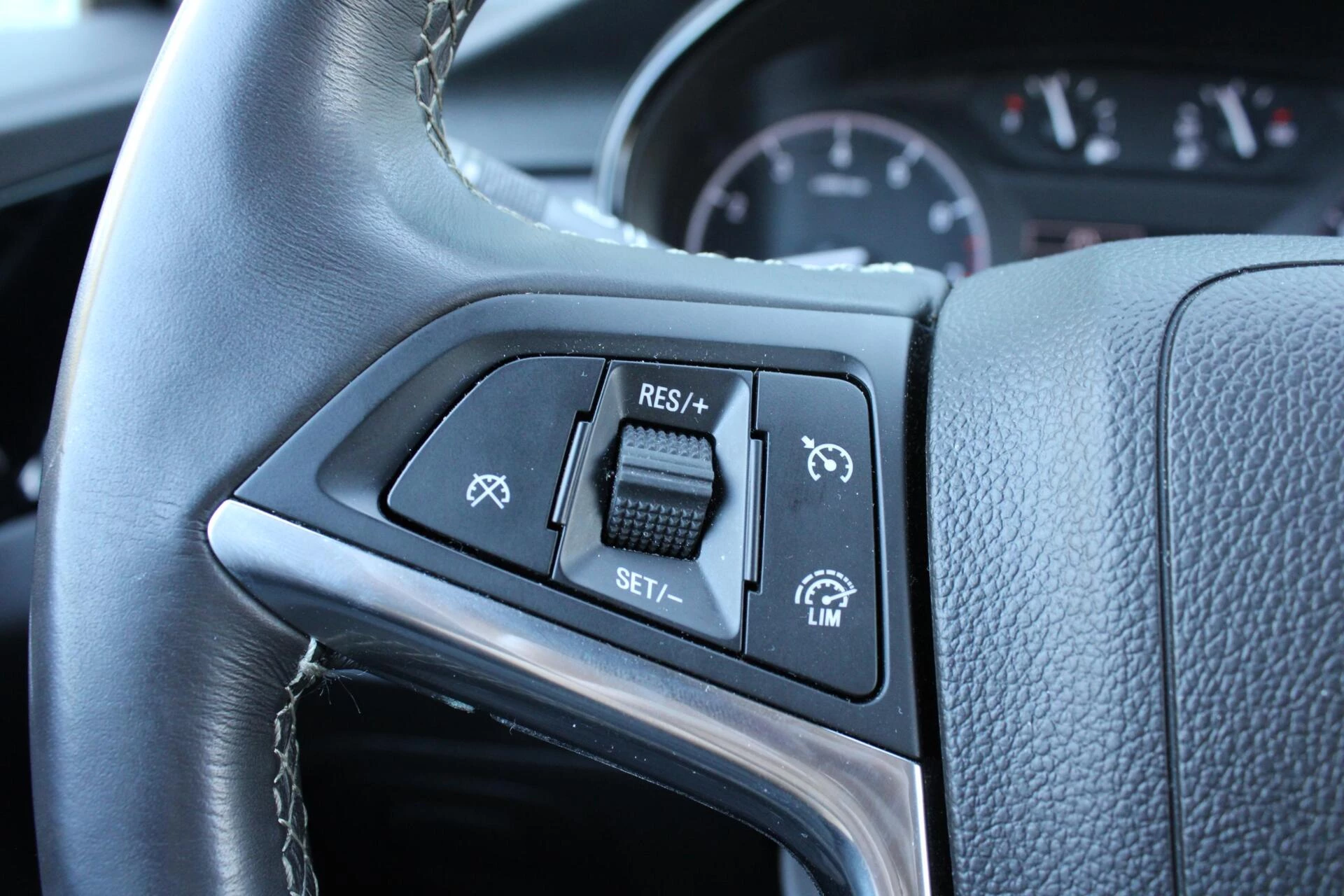 Hoofdafbeelding Opel Mokka X