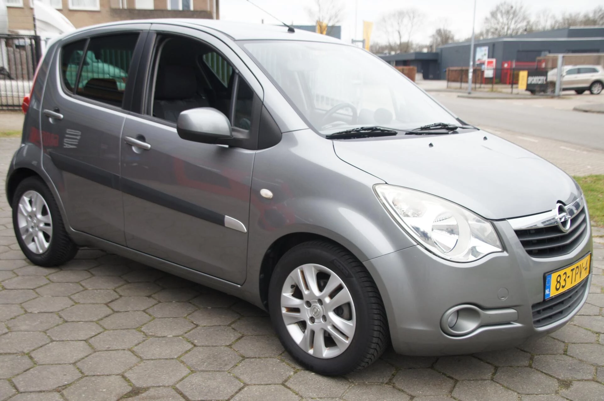 Hoofdafbeelding Opel Agila