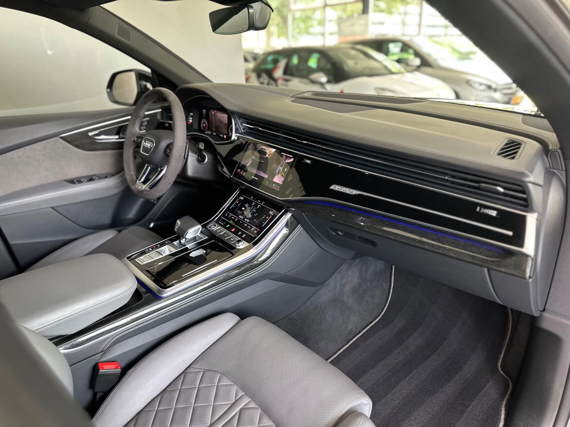 Hoofdafbeelding Audi Q8