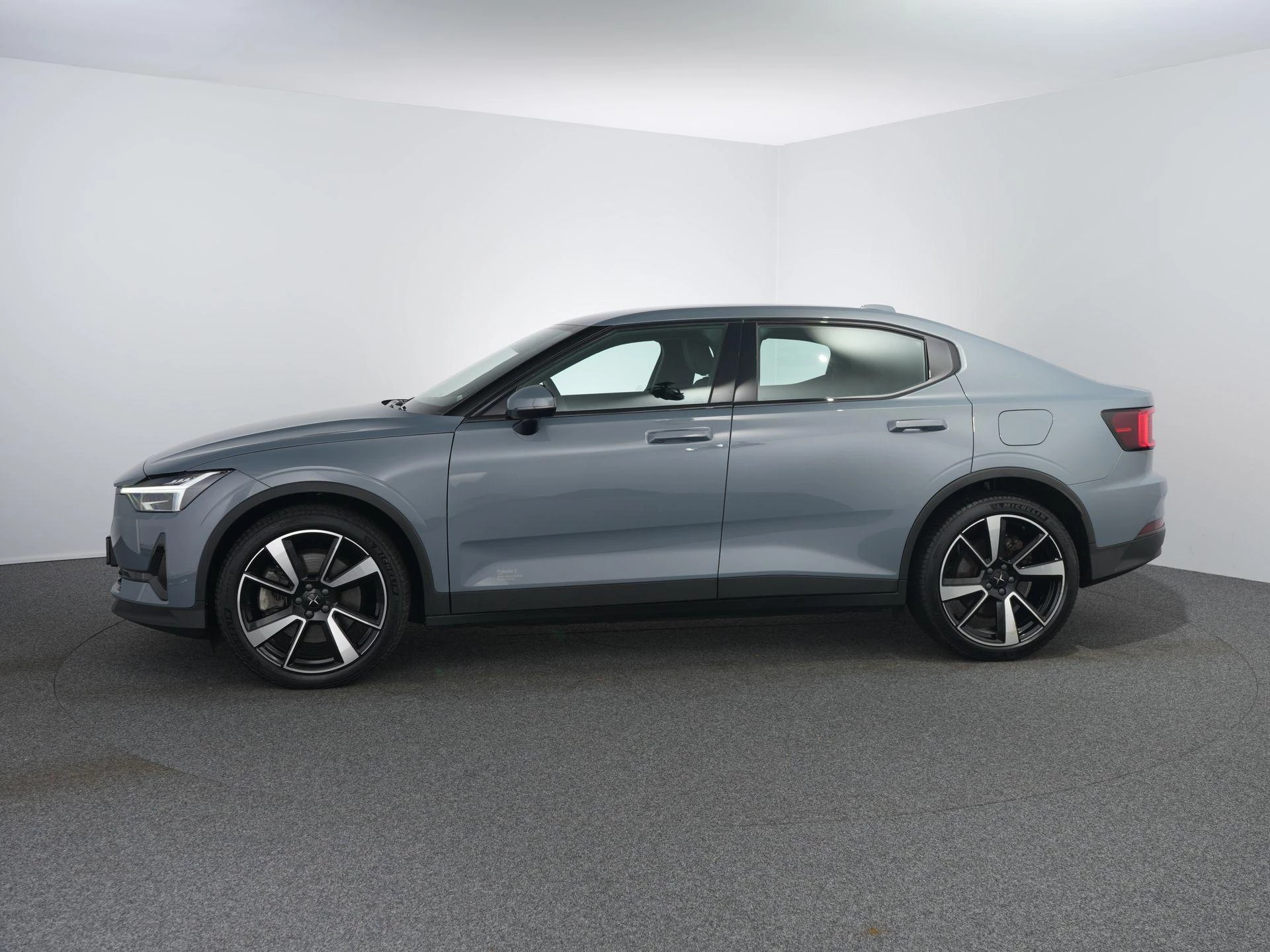 Hoofdafbeelding Polestar 2
