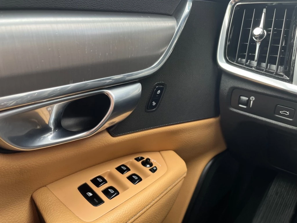 Hoofdafbeelding Volvo V90