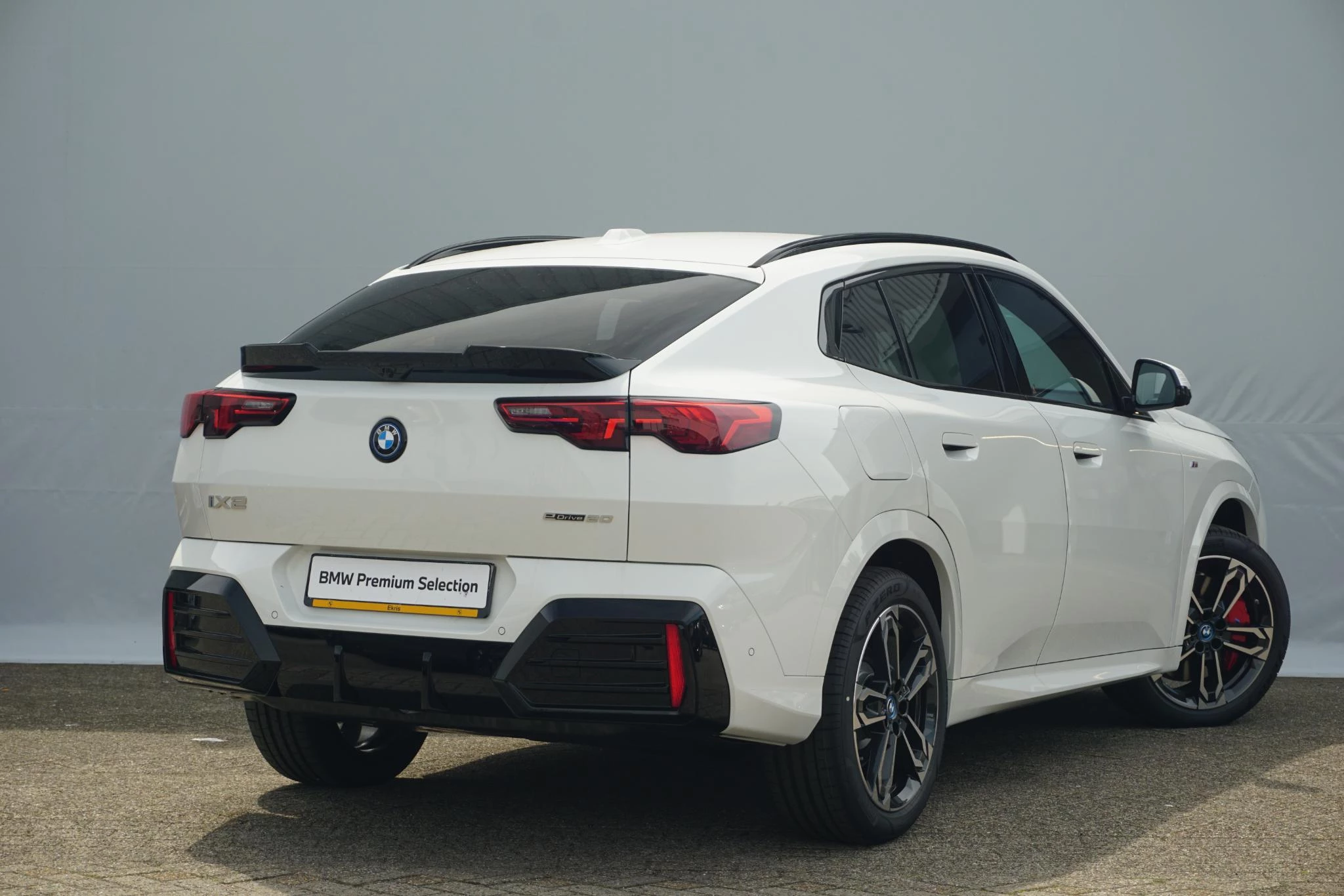 Hoofdafbeelding BMW iX2