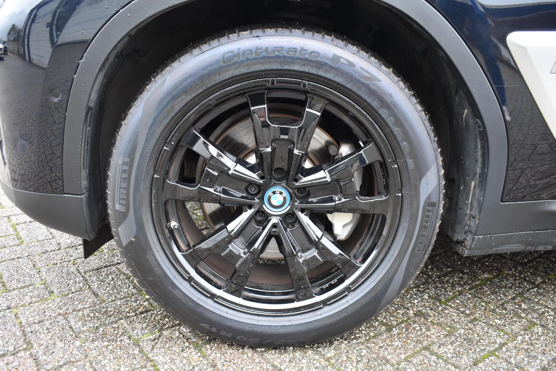 Hoofdafbeelding BMW iX3