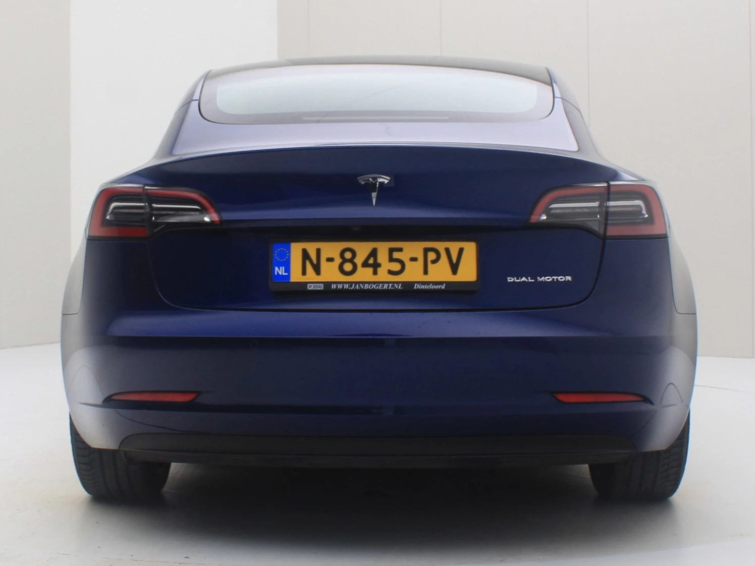 Hoofdafbeelding Tesla Model 3