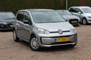 Volkswagen up! 1.0 BMT move up! / Camera / Navi. By App / Parkeerhulp achter / Bluetooth / Radio / Climate Control / Cruise Control