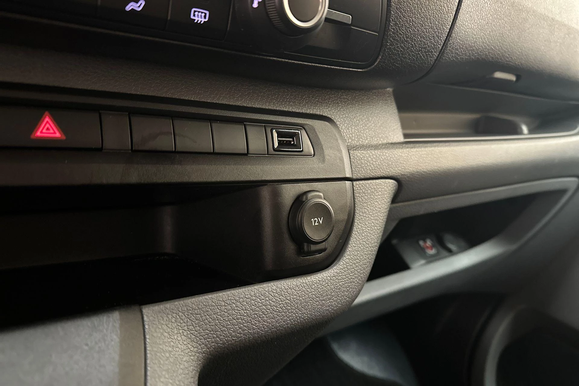 Hoofdafbeelding Peugeot Traveller