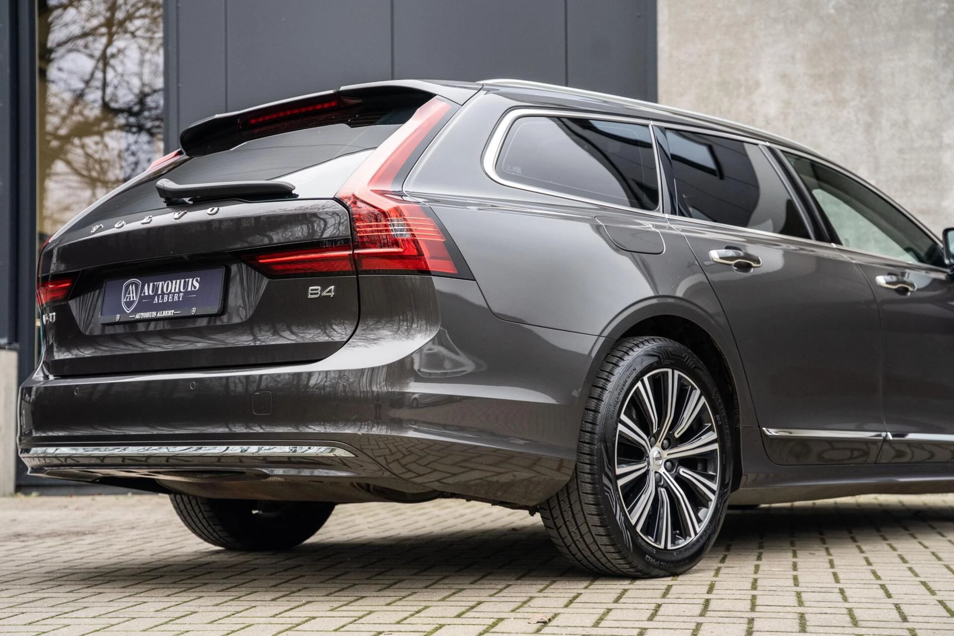 Hoofdafbeelding Volvo V90