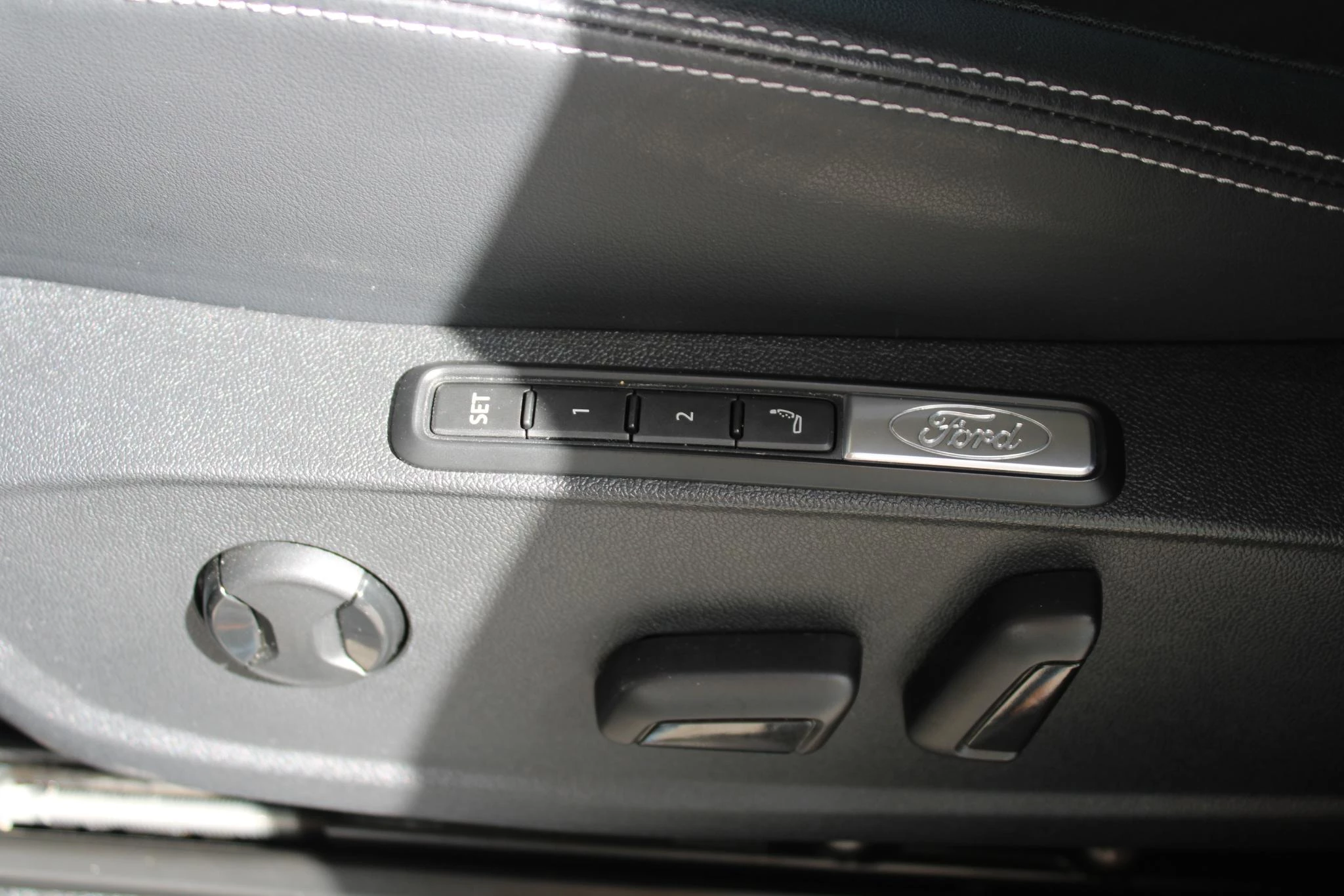 Hoofdafbeelding Ford Explorer