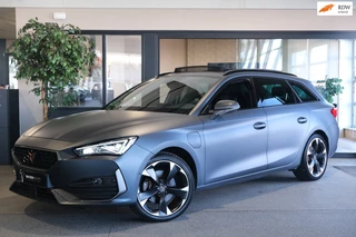Hoofdafbeelding CUPRA Leon Sportstourer CUPRA Leon Sportstourer 1.4 e-Hybrid 204PK MATTGRIJS Pano Led Cam Navi Cruise 2023