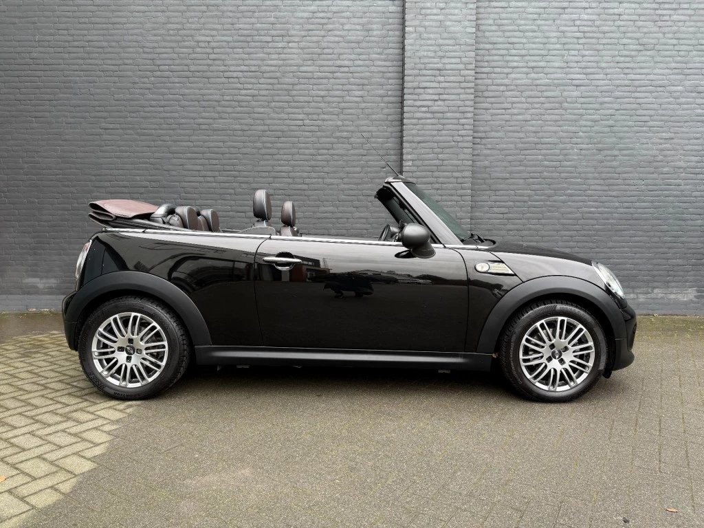 Hoofdafbeelding MINI Cabrio