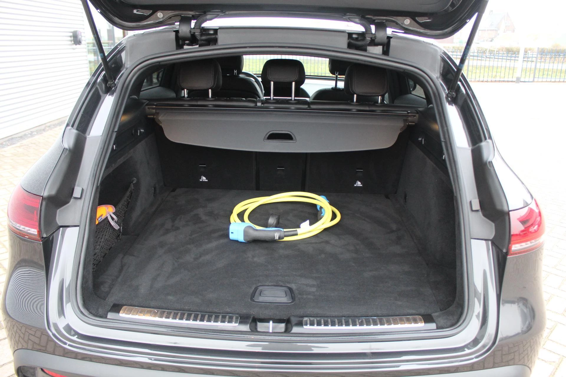 Hoofdafbeelding Mercedes-Benz EQC