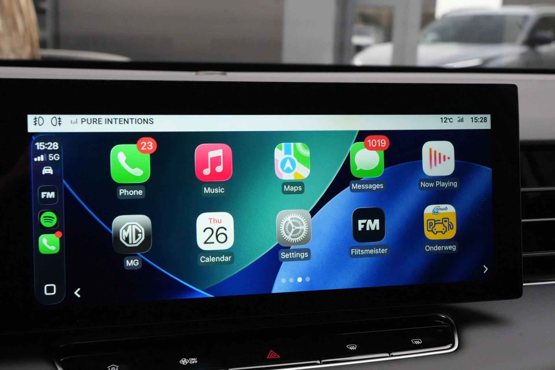 Hoofdafbeelding MG HS