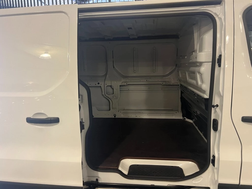 Hoofdafbeelding Nissan Primastar