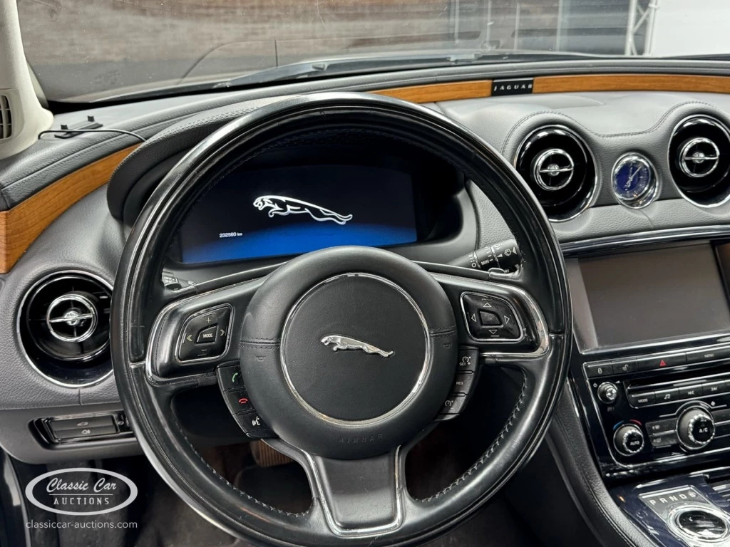 Hoofdafbeelding Jaguar XJ