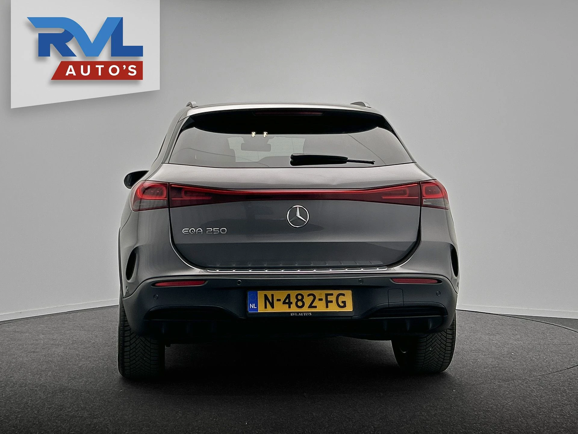 Hoofdafbeelding Mercedes-Benz EQA