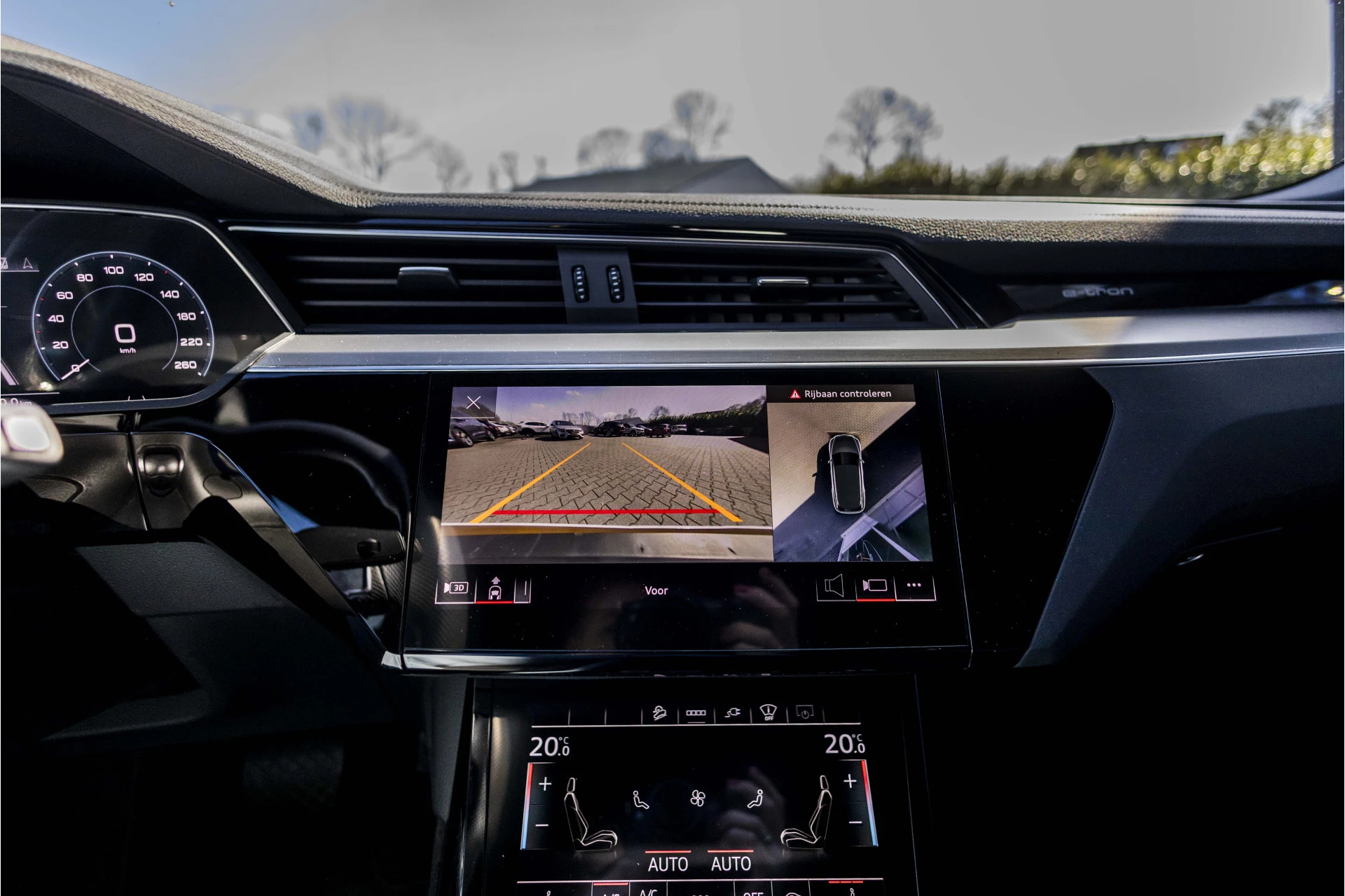 Hoofdafbeelding Audi e-tron