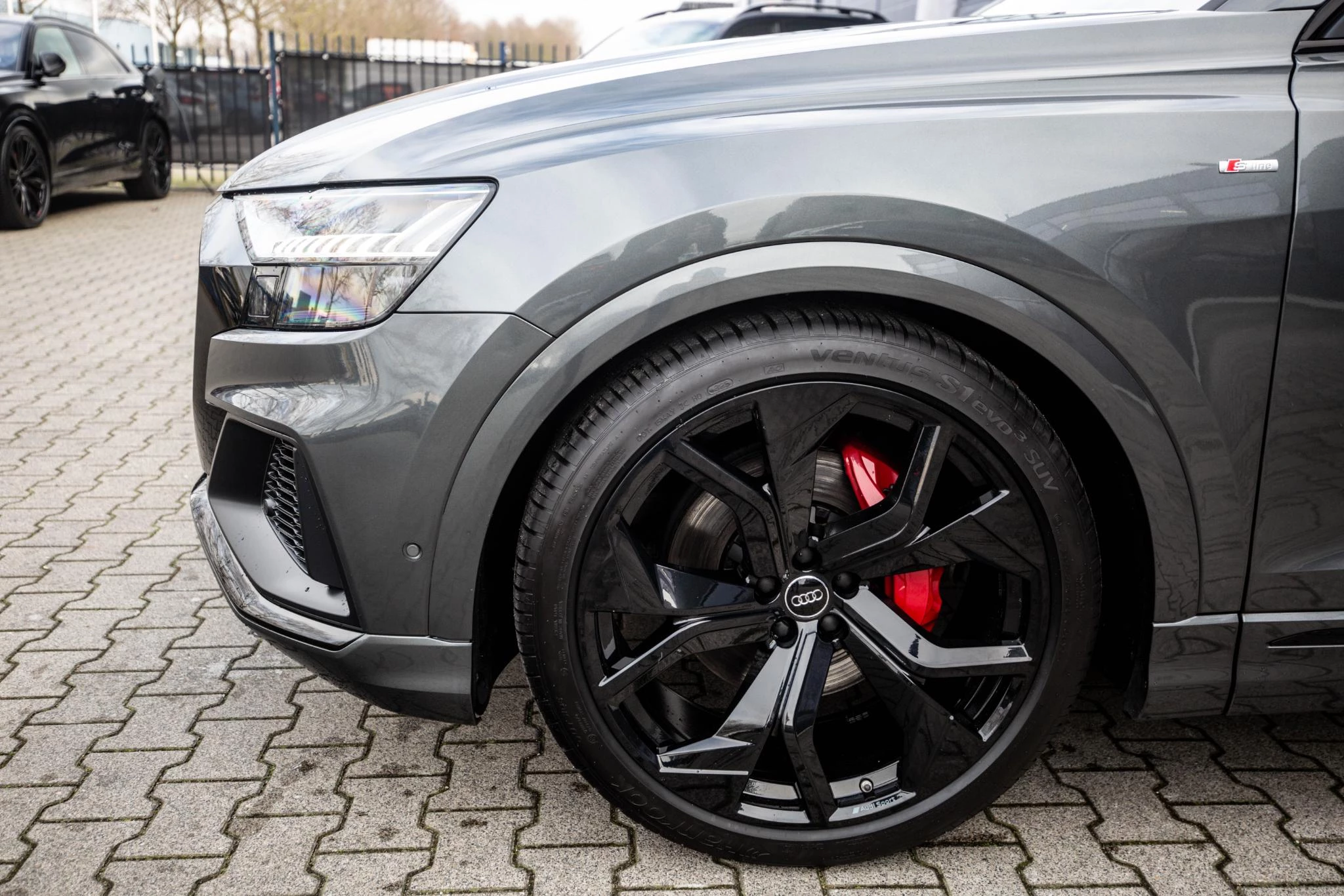 Hoofdafbeelding Audi Q8