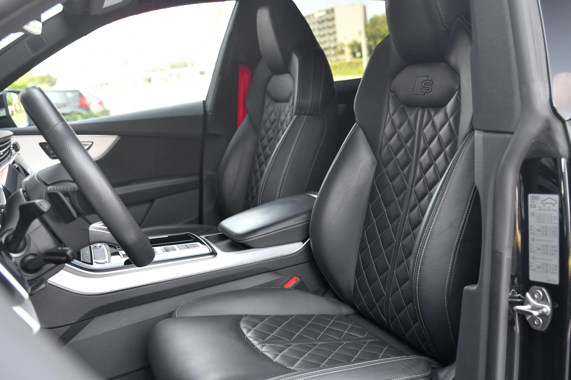 Hoofdafbeelding Audi Q8