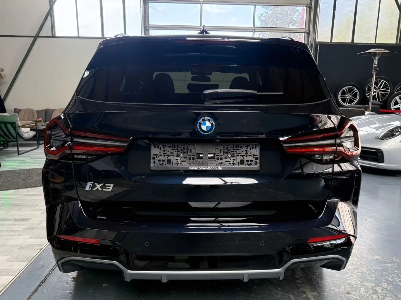 Hoofdafbeelding BMW iX3