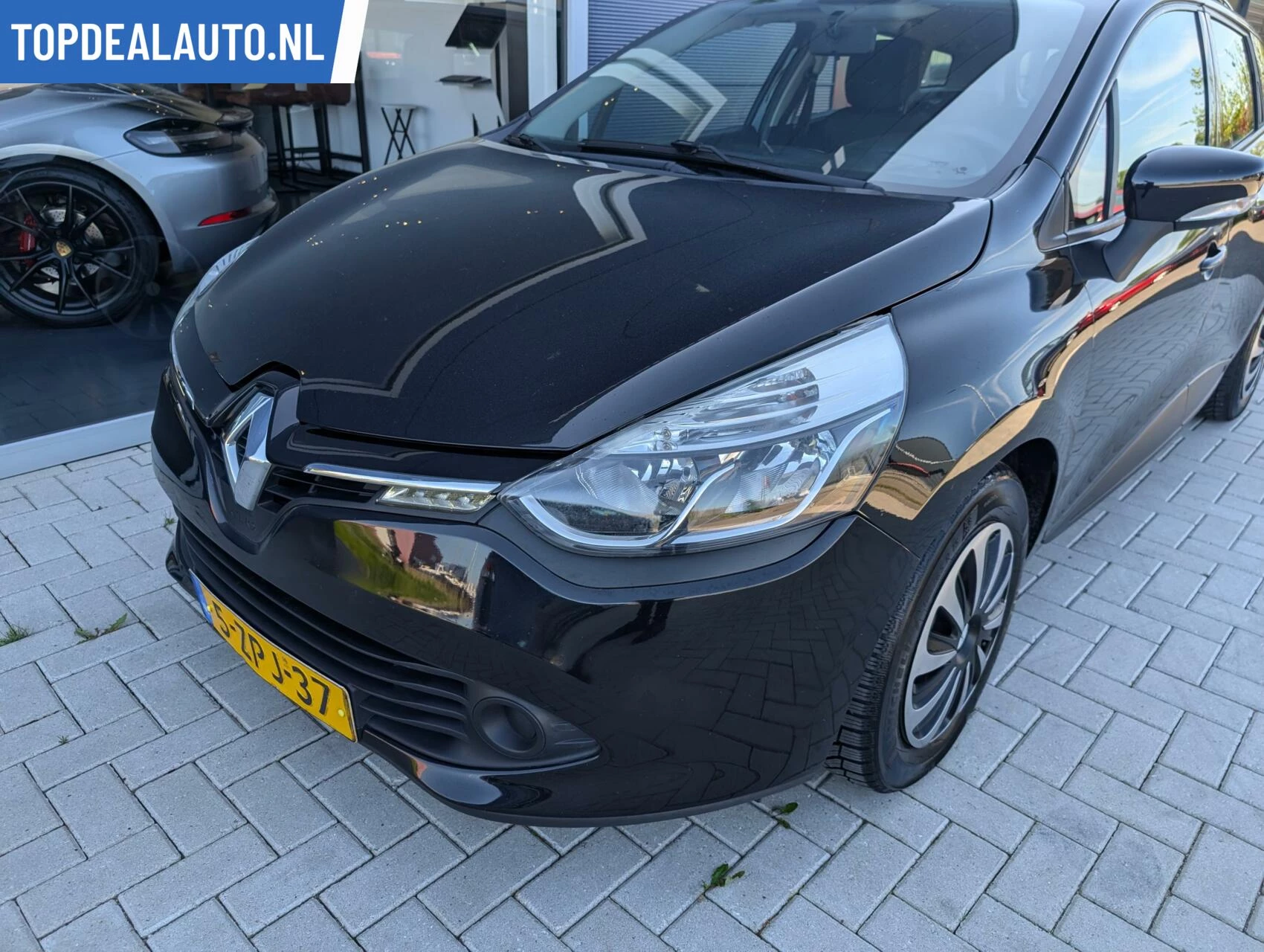 Hoofdafbeelding Renault Clio