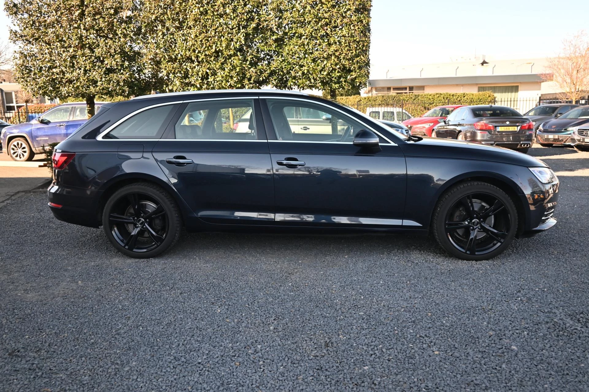 Hoofdafbeelding Audi A4