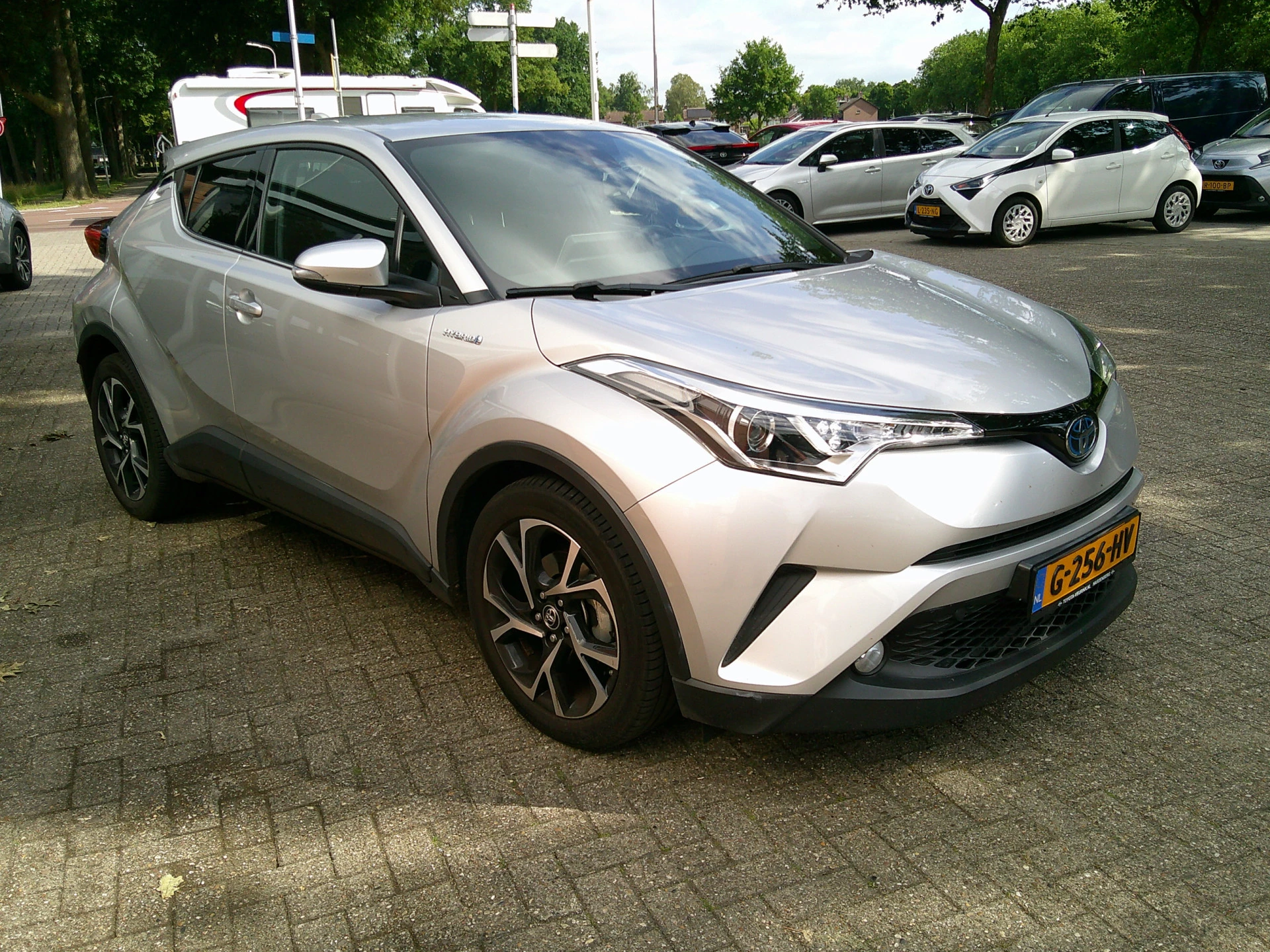 Hoofdafbeelding Toyota C-HR