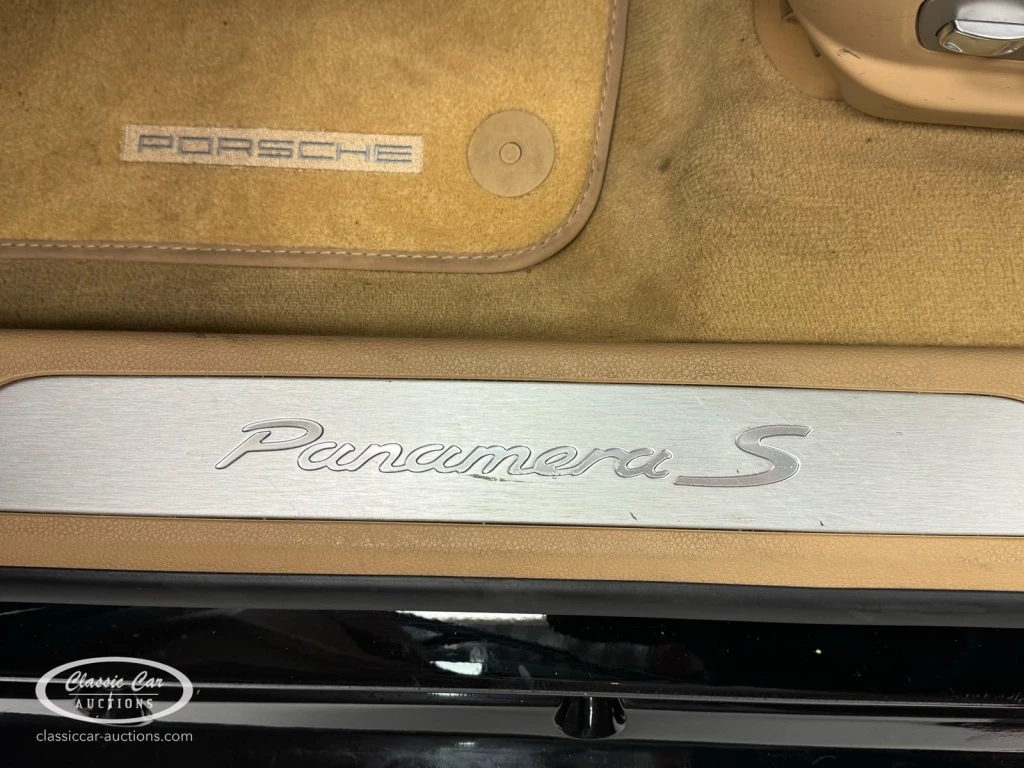 Hoofdafbeelding Porsche Panamera