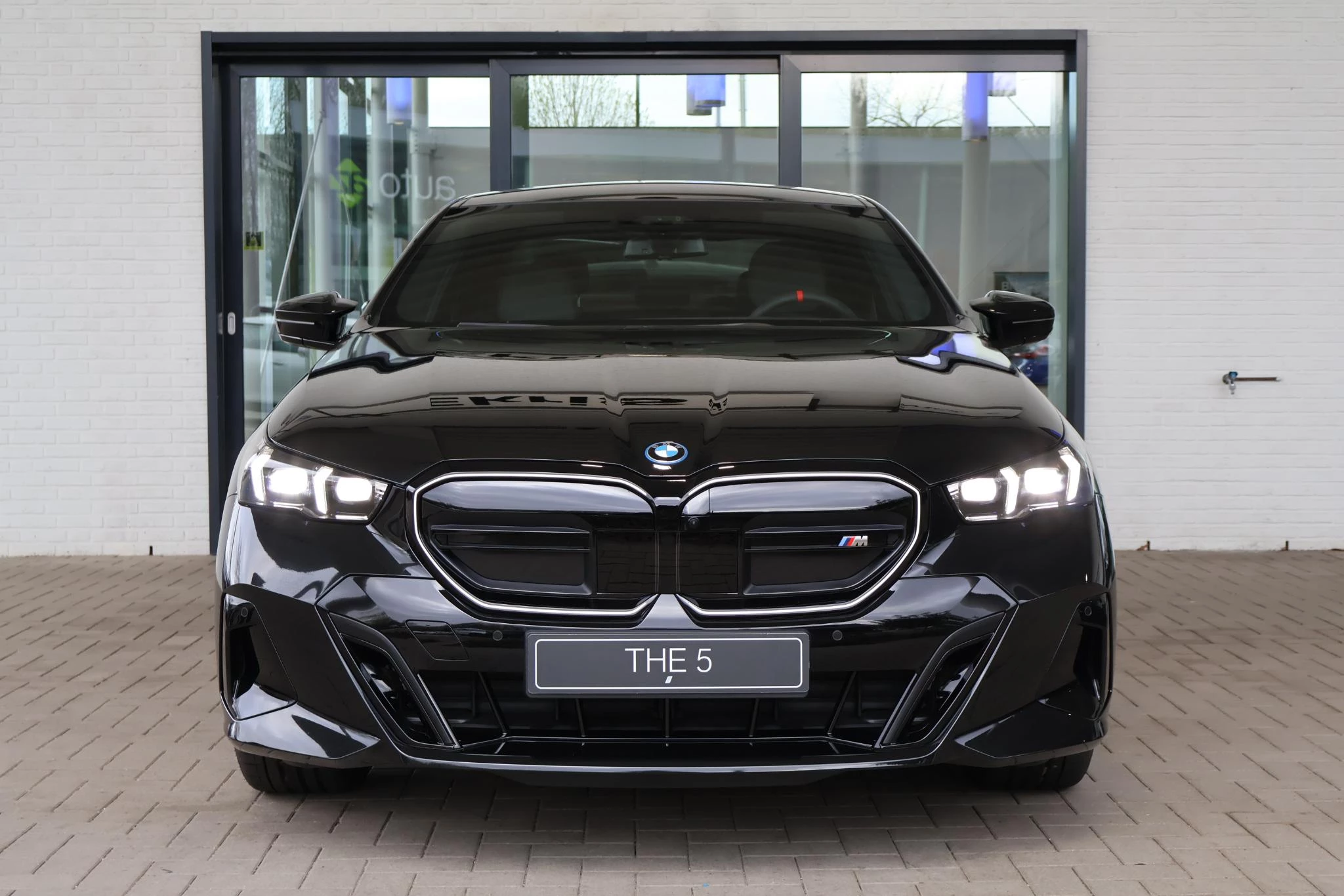 Hoofdafbeelding BMW i5