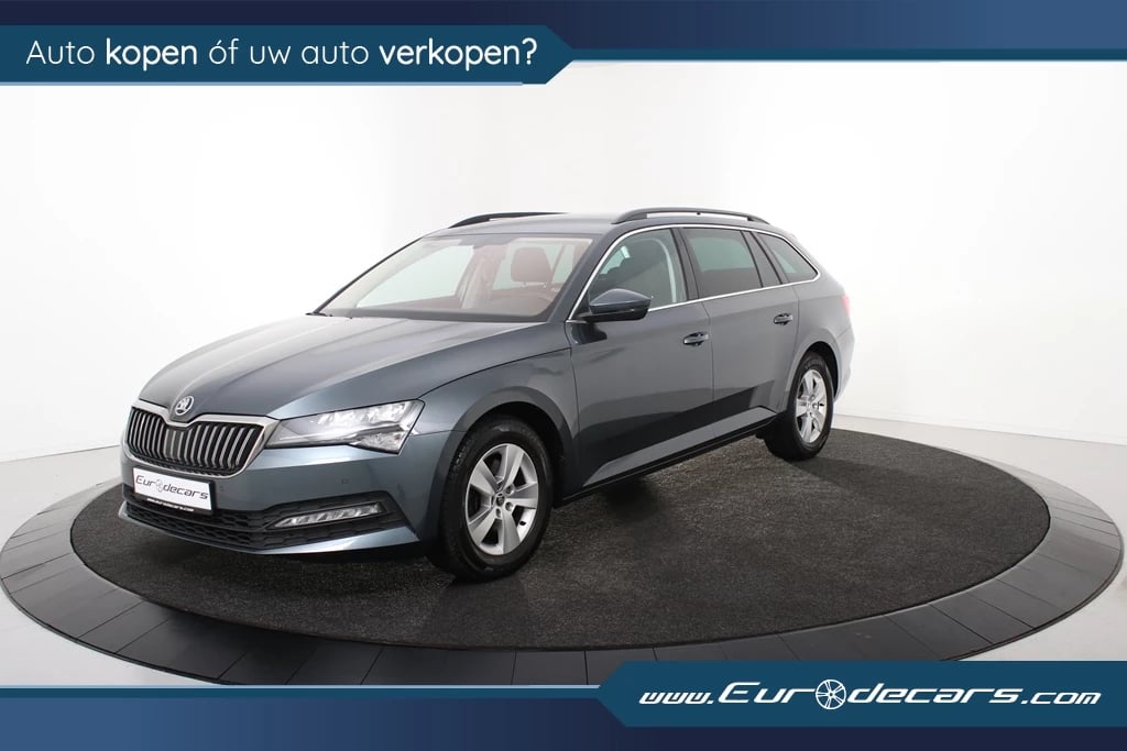 Hoofdafbeelding Škoda Superb