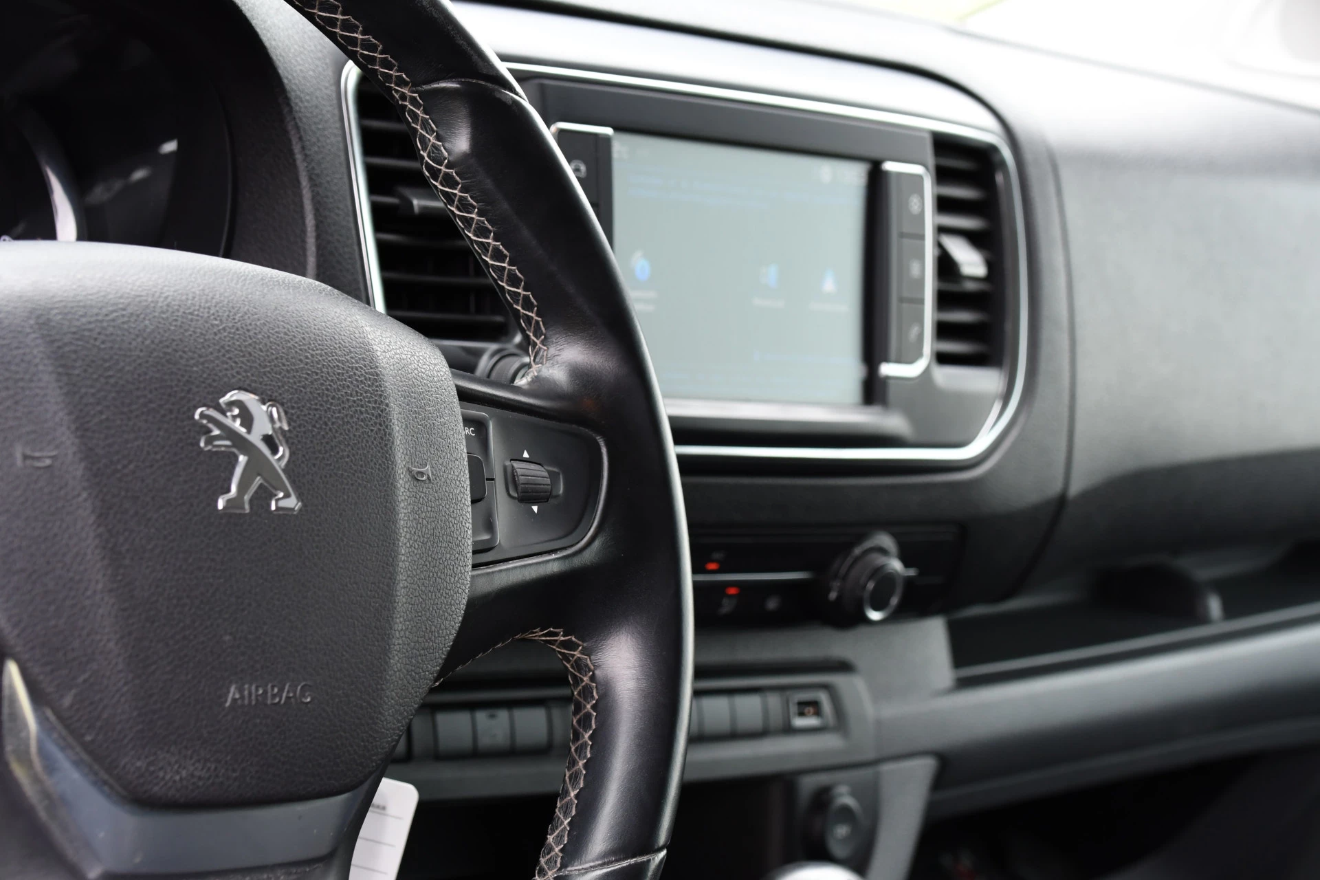 Hoofdafbeelding Peugeot Expert