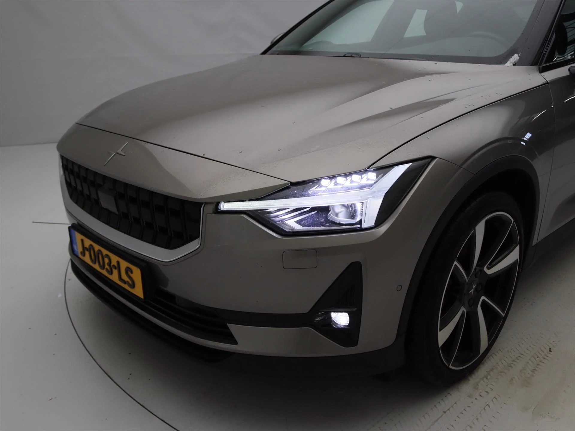 Hoofdafbeelding Polestar 2