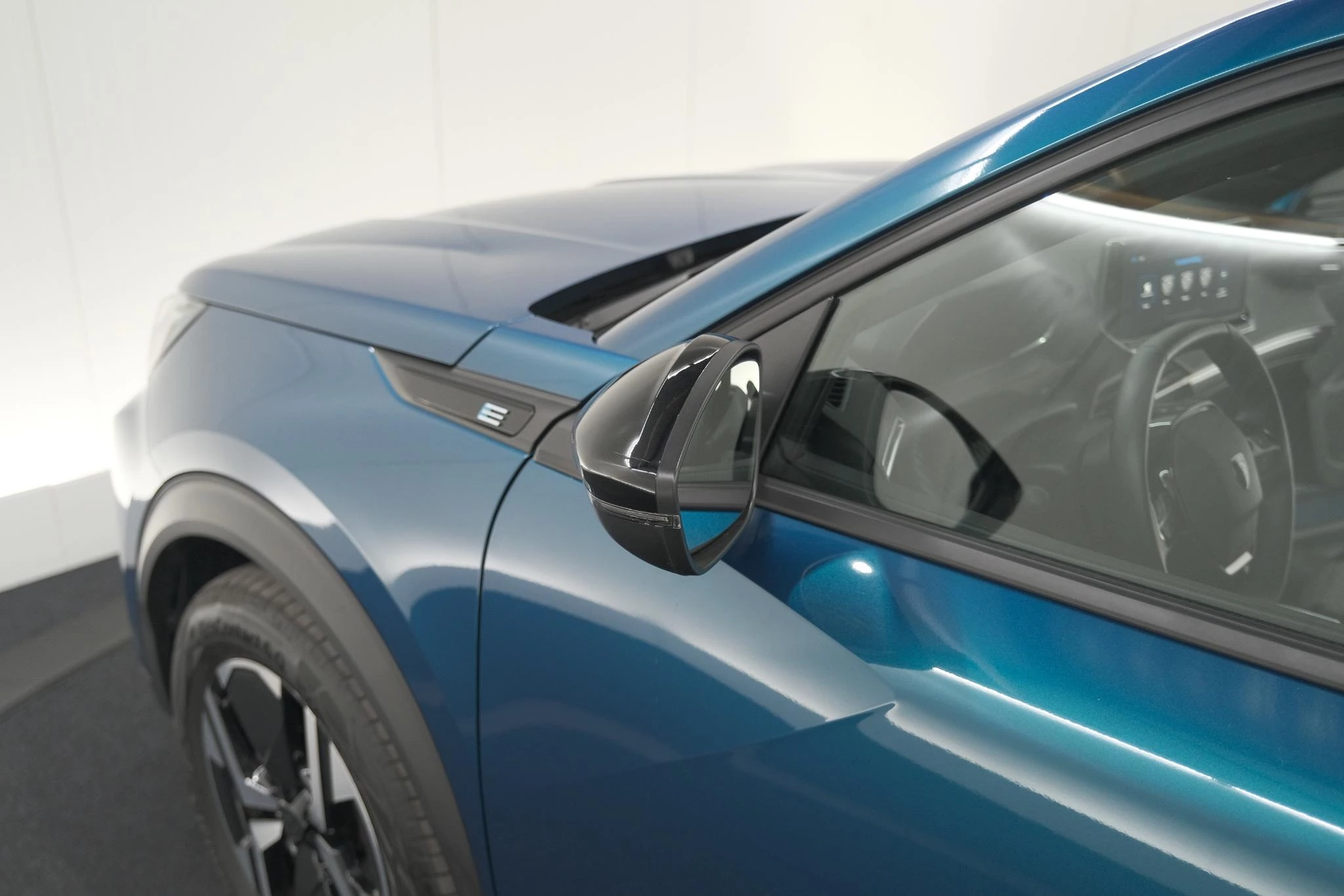 Hoofdafbeelding Peugeot e-2008