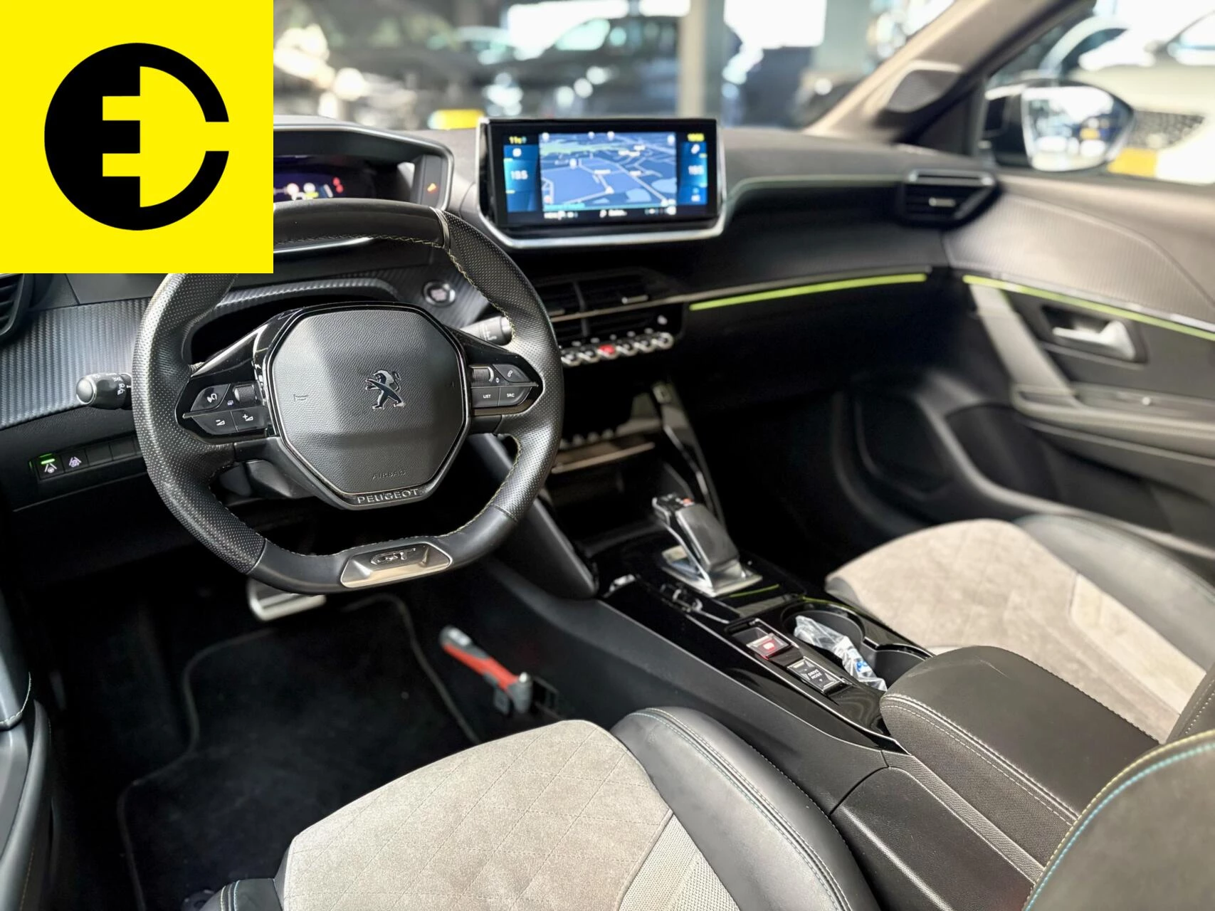 Hoofdafbeelding Peugeot e-208