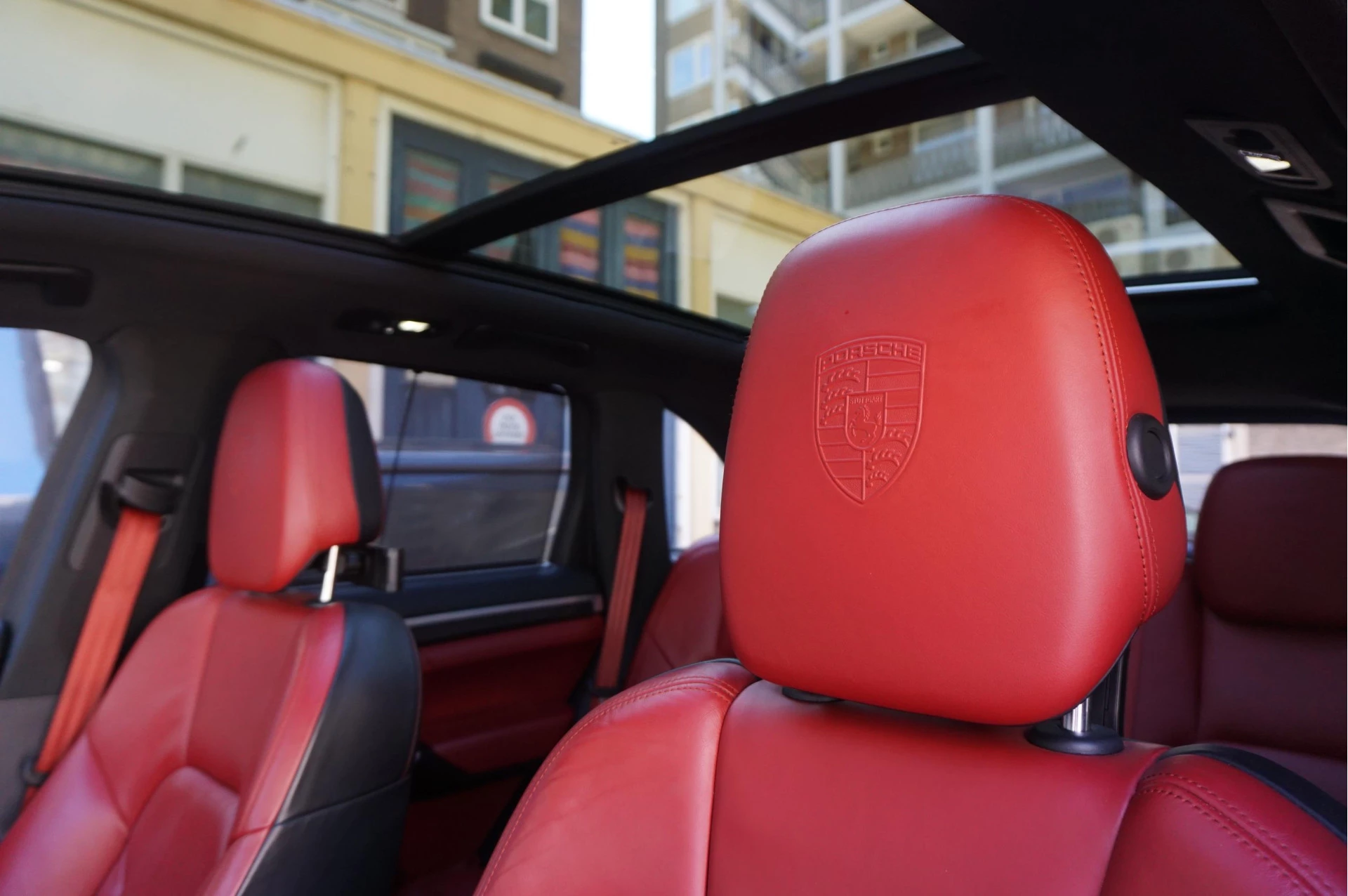 Hoofdafbeelding Porsche Cayenne