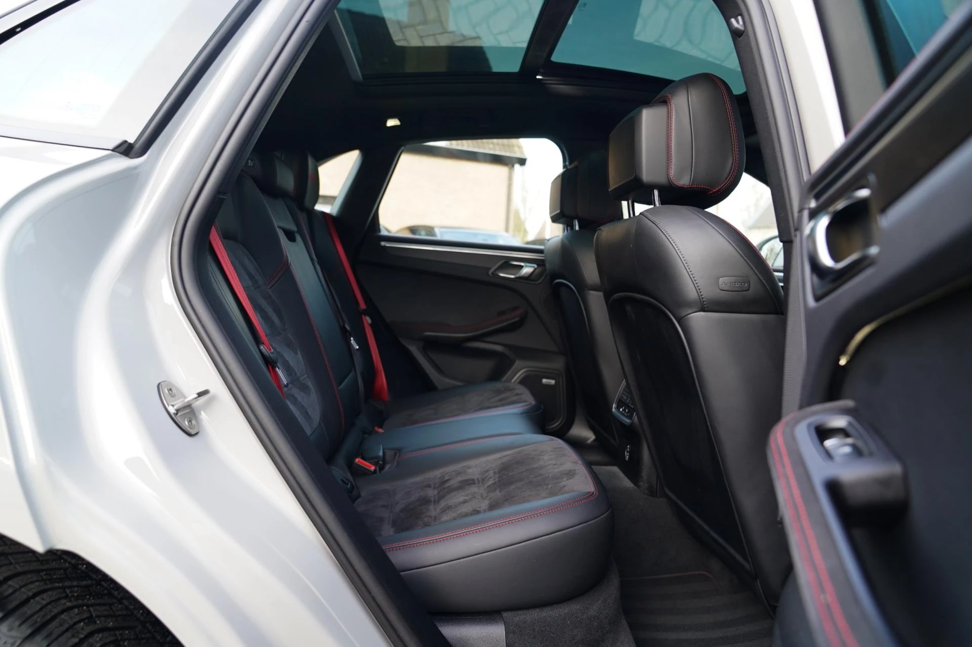 Hoofdafbeelding Porsche Macan