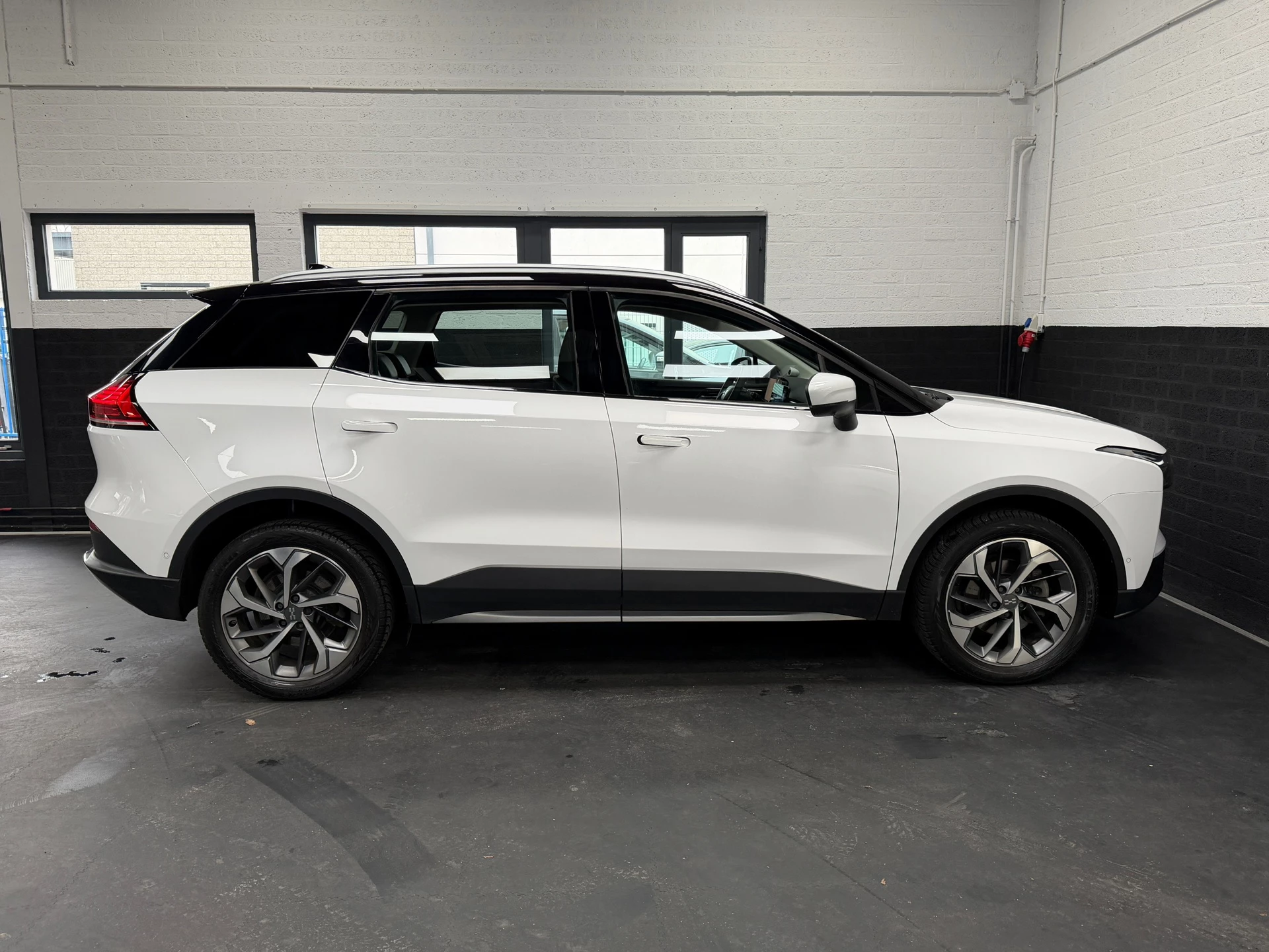 Hoofdafbeelding Aiways U5