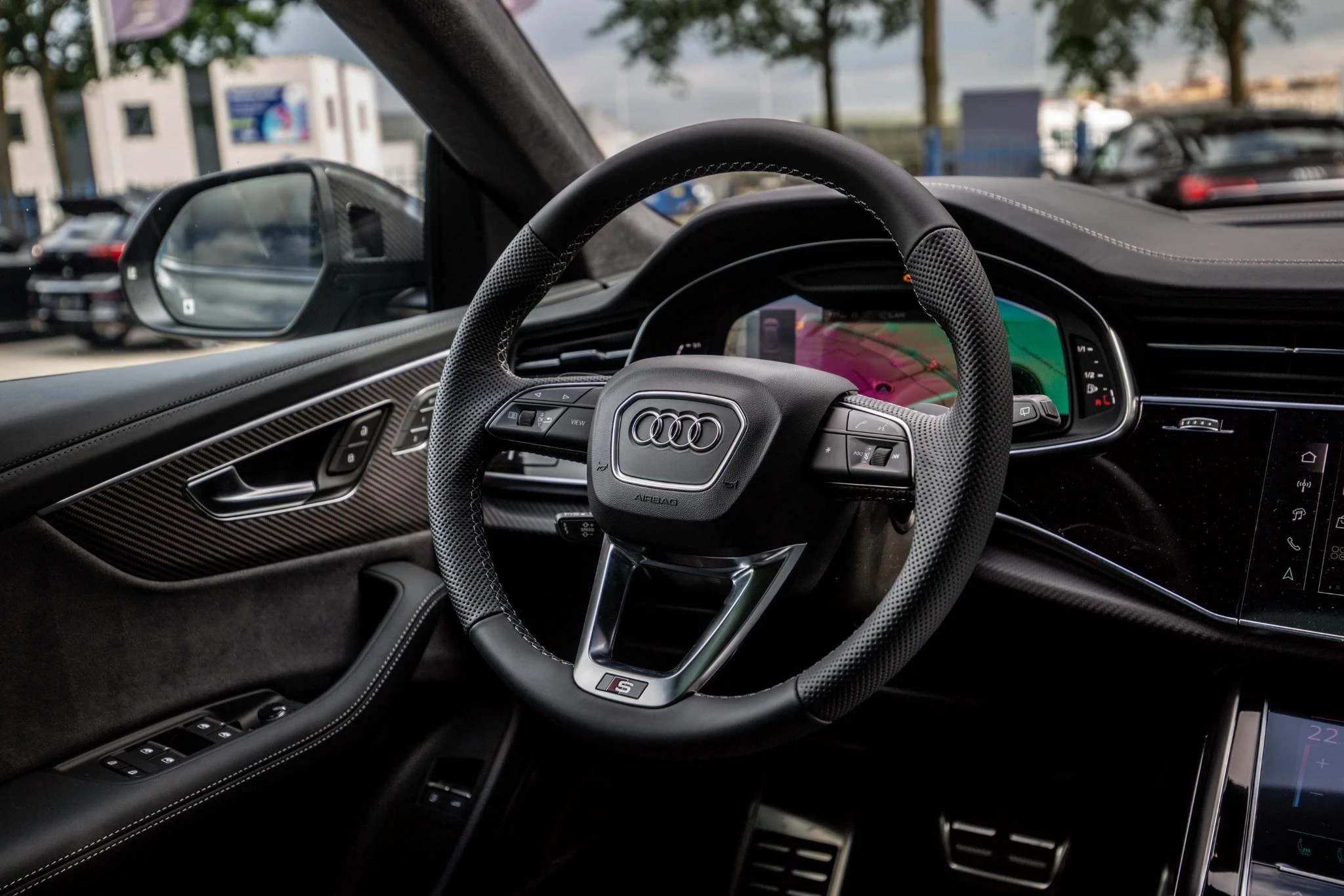 Hoofdafbeelding Audi Q8