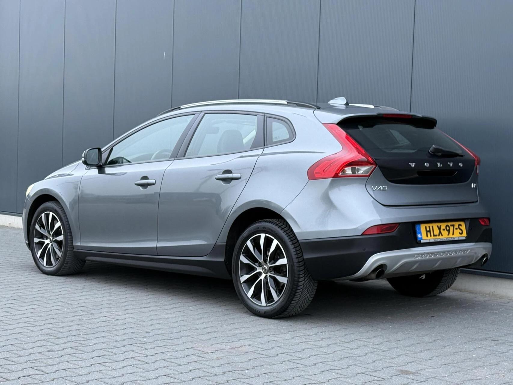 Hoofdafbeelding Volvo V40