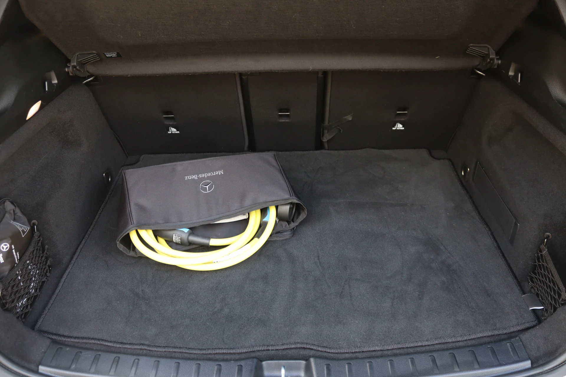 Hoofdafbeelding Mercedes-Benz EQA