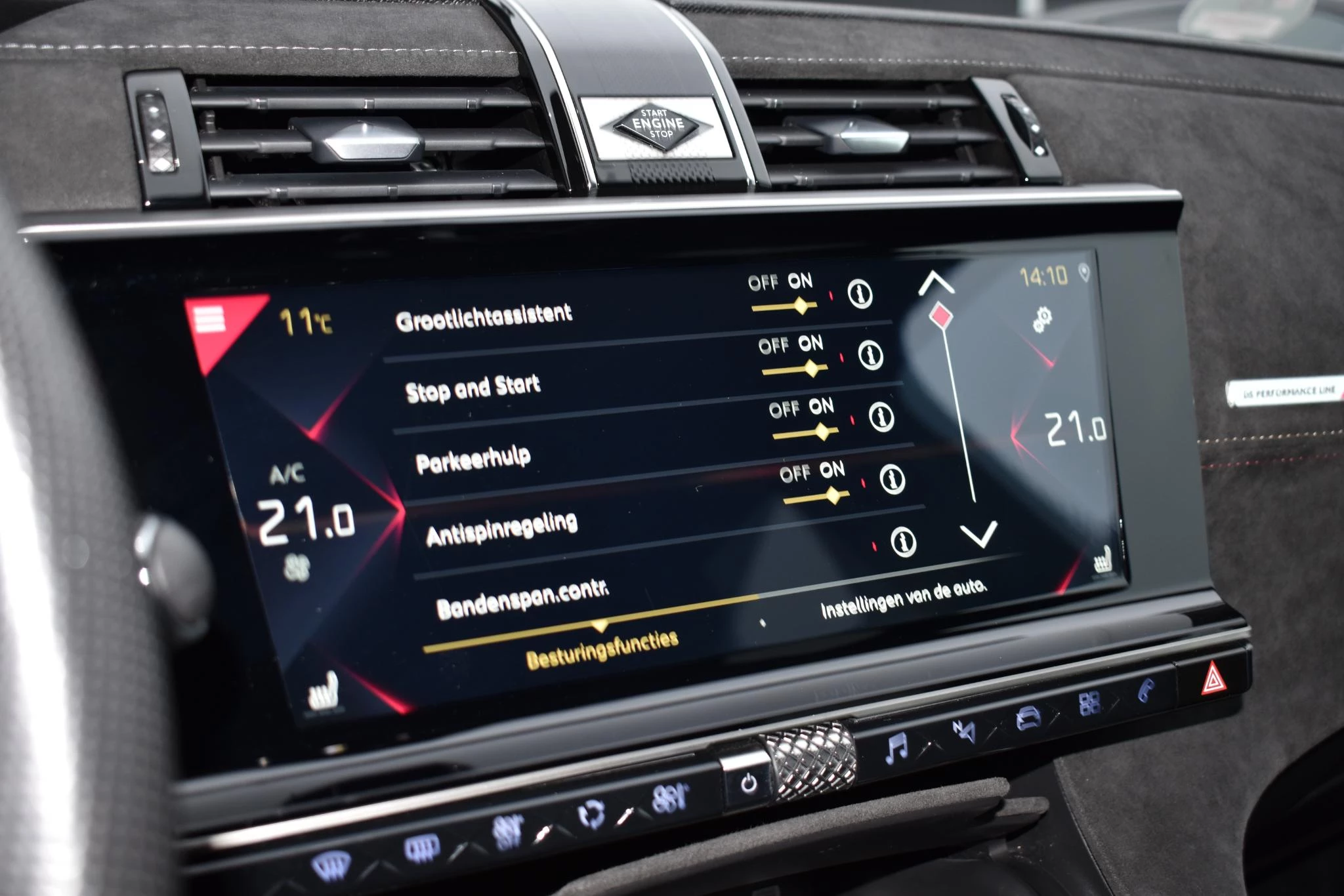 Hoofdafbeelding DS DS 7