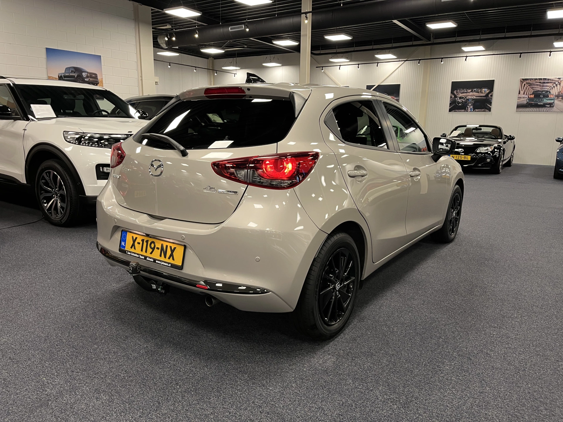 Hoofdafbeelding Mazda 2