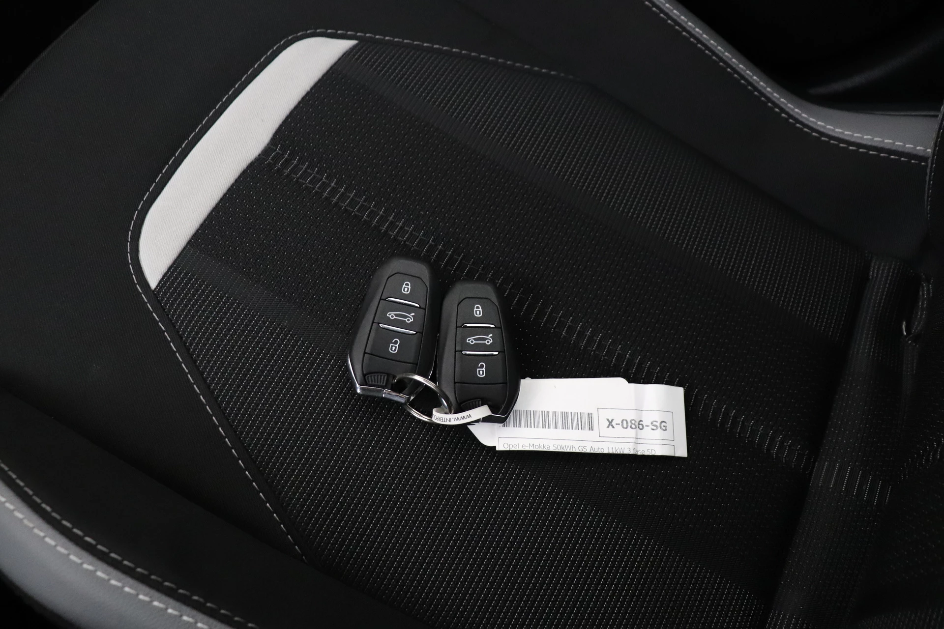 Hoofdafbeelding Opel Mokka-e