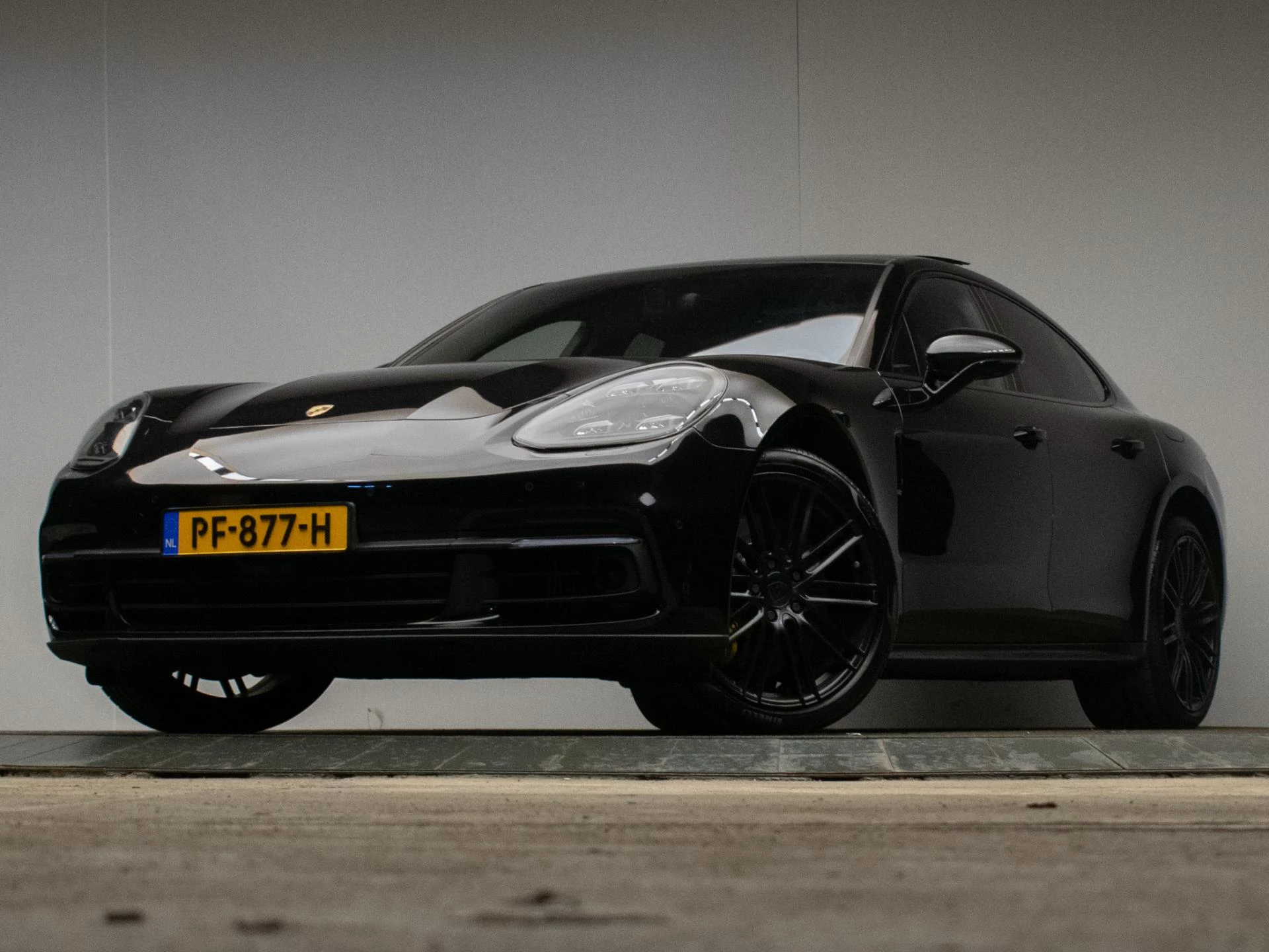 Hoofdafbeelding Porsche Panamera